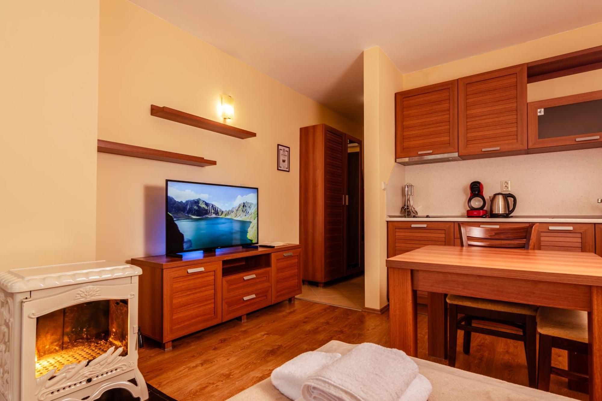 Studio By Mountain Lakes Ezerovo  Экстерьер фото